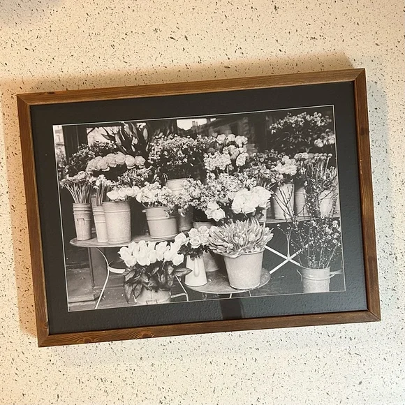 Framed Black and White Photography of Flower Market - Picture 1 of 5